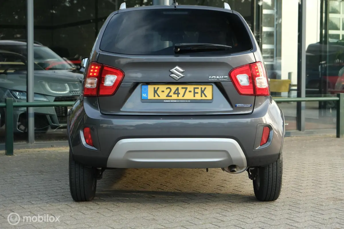1.2 Smart Hybrid Style | Camera | Cruise | Stoelverwarming | Automaat | Keyless entry & go | LED | NL Auto | Uniek