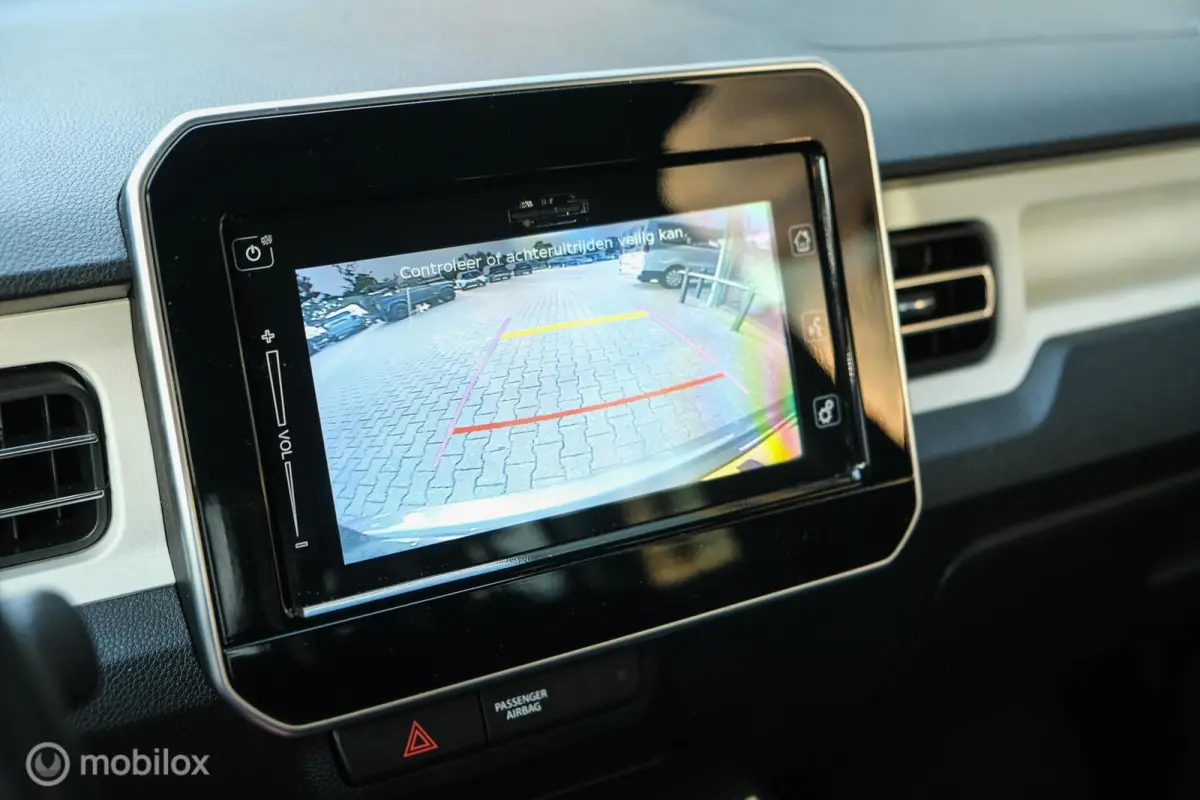 1.2 Smart Hybrid Style | Camera | Cruise | Stoelverwarming | Automaat | Keyless entry & go | LED | NL Auto | Uniek
