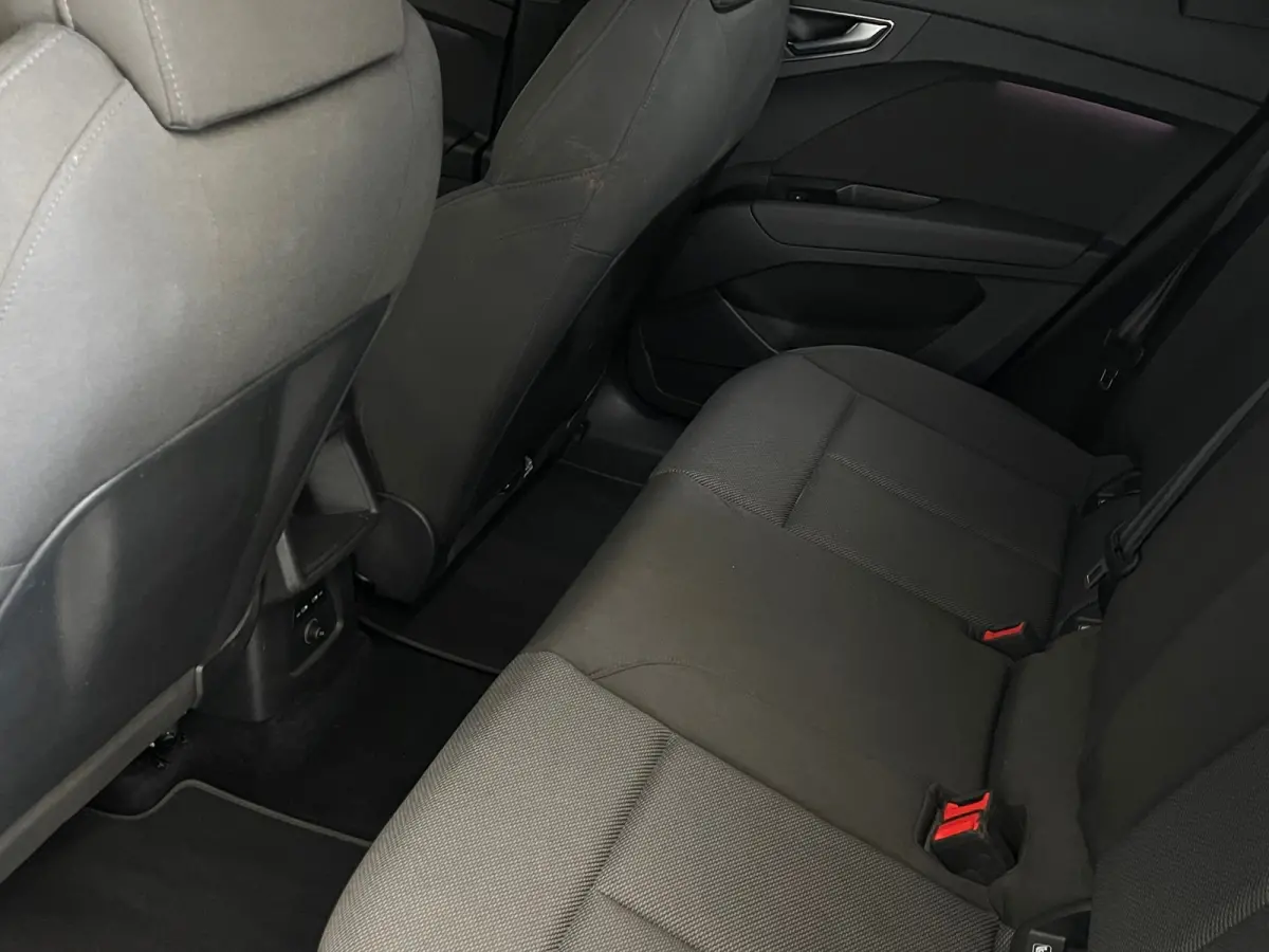 40 Launch edition Advanced 77 kWh 1EIG NAP WARMTEPOMP SOH95%|VIRTUALCOCKPIT|MATRIXLED|CAMERA|PARK.ASSIST|20''INCH