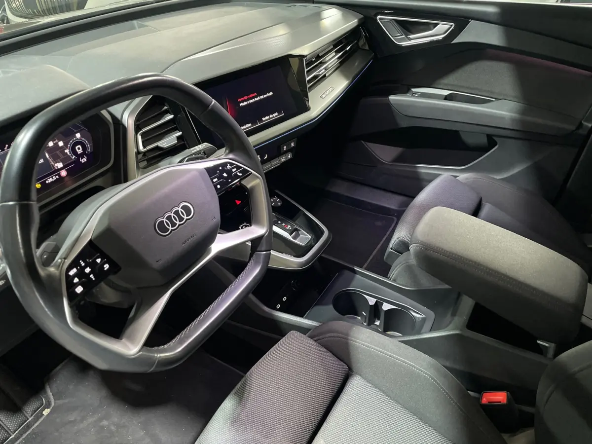 40 Launch edition Advanced 77 kWh 1EIG NAP WARMTEPOMP SOH95%|VIRTUALCOCKPIT|MATRIXLED|CAMERA|PARK.ASSIST|20''INCH