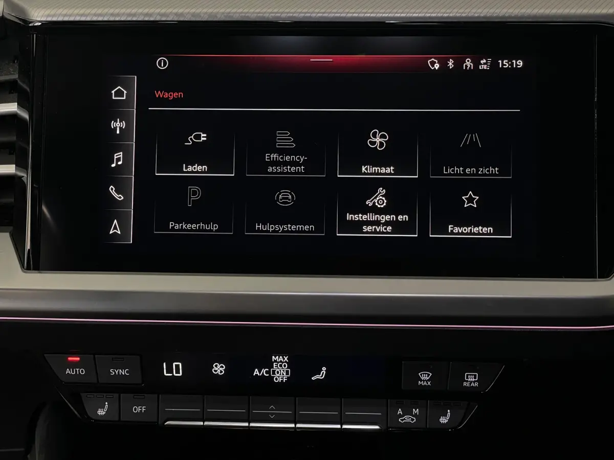 40 Launch edition Advanced 77 kWh 1EIG NAP WARMTEPOMP SOH95%|VIRTUALCOCKPIT|MATRIXLED|CAMERA|PARK.ASSIST|20''INCH