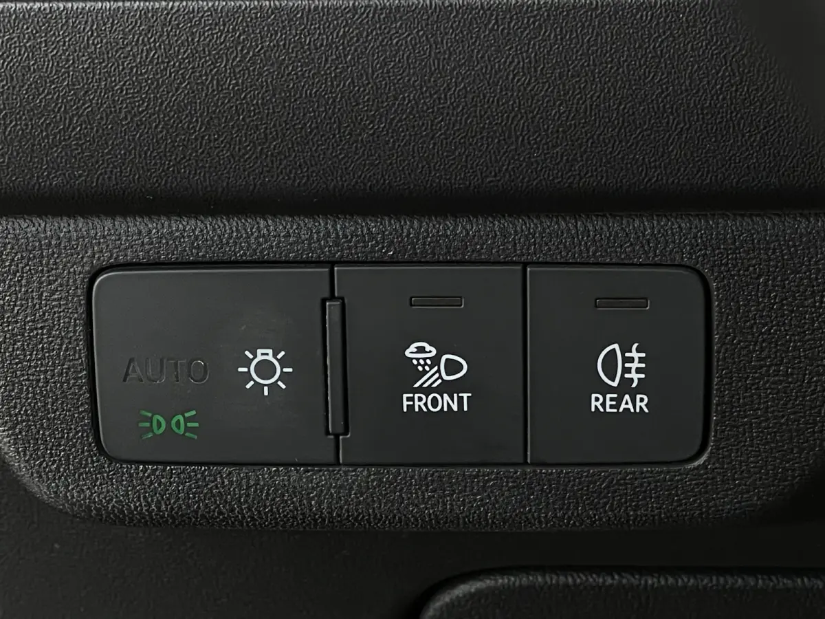 40 Launch edition Advanced 77 kWh 1EIG NAP WARMTEPOMP SOH95%|VIRTUALCOCKPIT|MATRIXLED|CAMERA|PARK.ASSIST|20''INCH