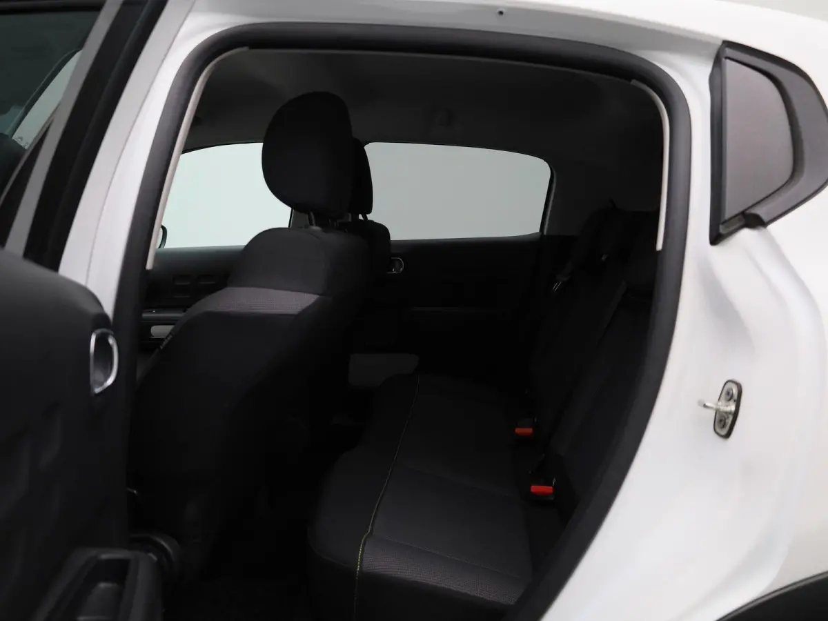 1.2 PureTech Feel | APPLE CARPLAY - ANDROID AUTO | NAVIGATIE | CRUISE CONTROL | CLIMATE CONTROL |