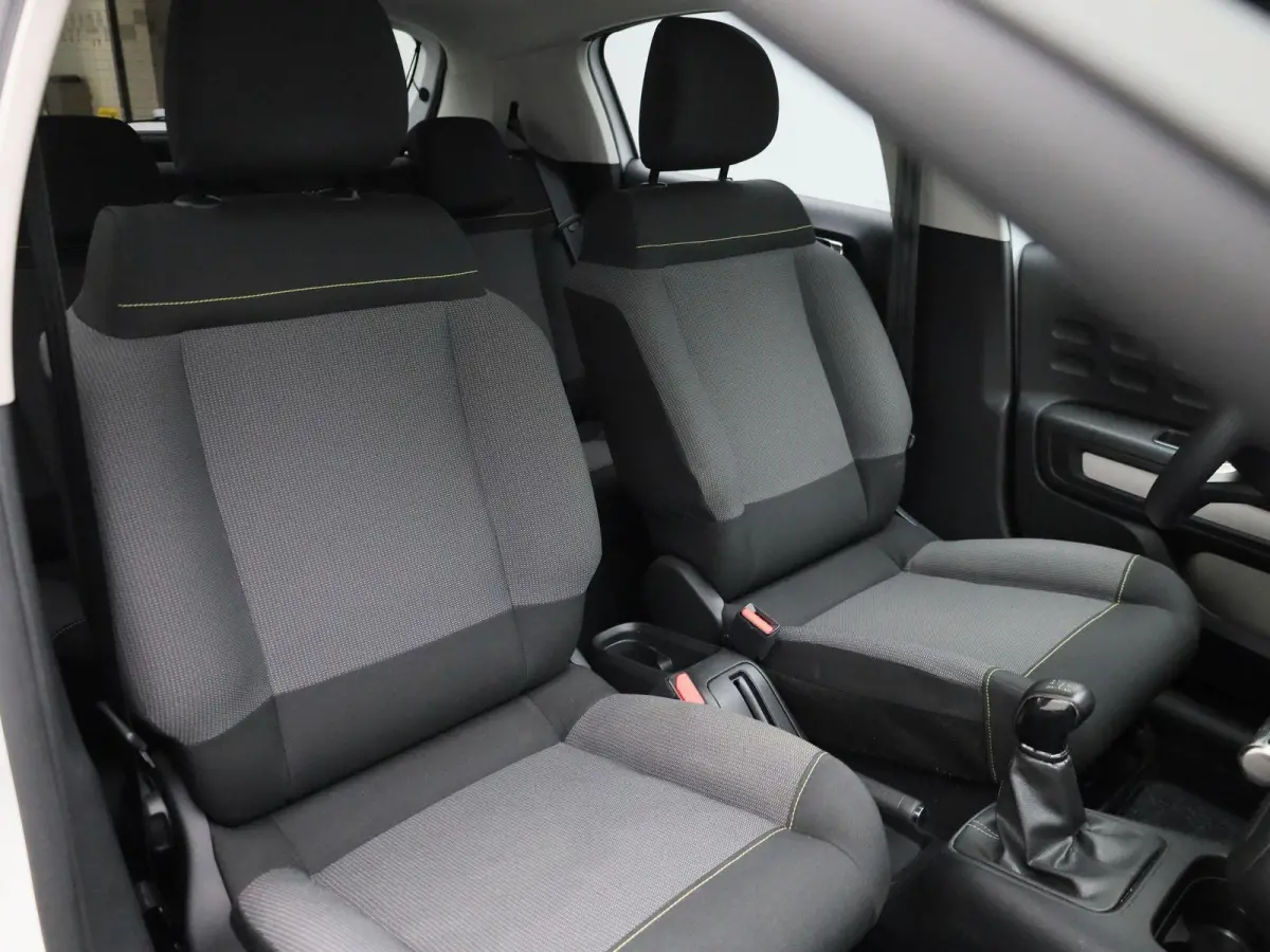 1.2 PureTech Feel | APPLE CARPLAY - ANDROID AUTO | NAVIGATIE | CRUISE CONTROL | CLIMATE CONTROL |