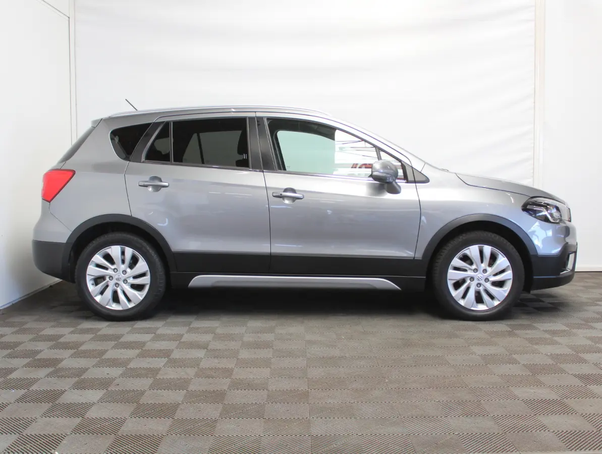 1.0 Boosterjet Exclusive CLIMATE | CARPLAY | CAMERA | LED | STOELVERW | CRUISE | LMV17 | AFNBTRHAAK