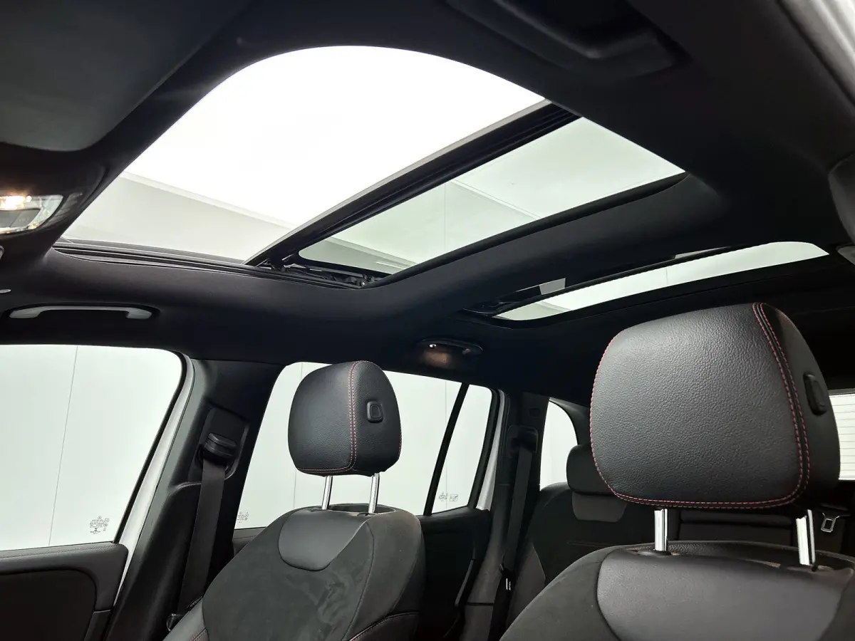 250 4MATIC Premium Plus VOL! (Panorama, Burmester, Trekhaak, SfeerV, 360 camera, Lane Assist, AutoPilot, Etc)