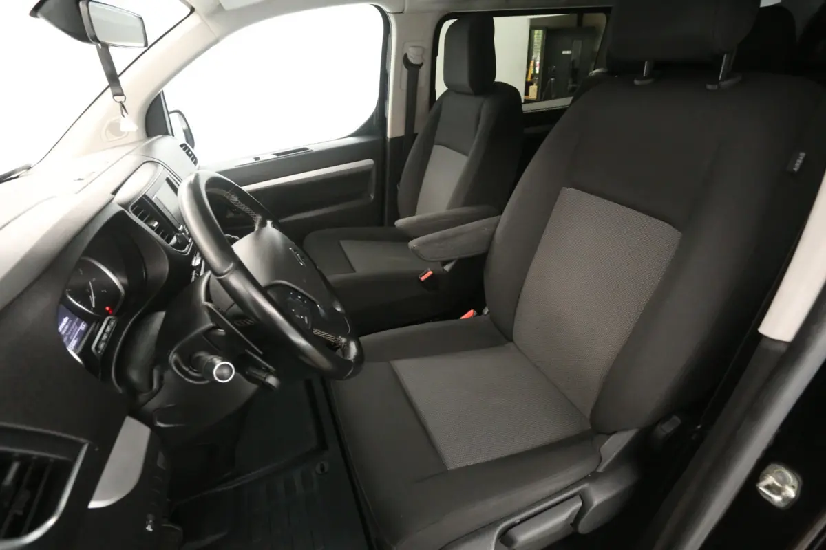2.0 BlueHDI 180PK L3H1 | Dubbele Cabine | Automaat | Clima | Camera | Cruise | Trekhaak | 2xSchuifdeur |  Carplay