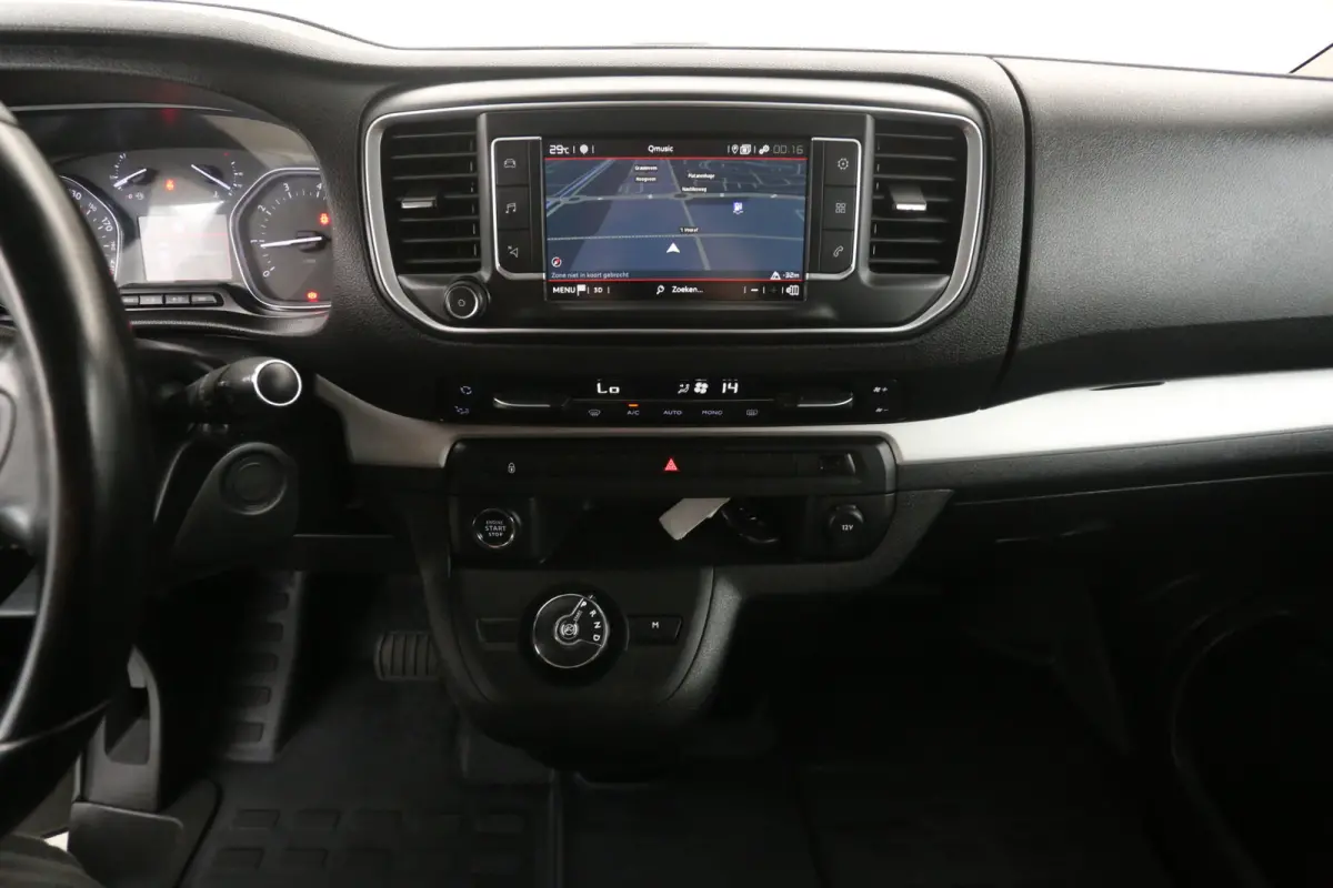 2.0 BlueHDI 180PK L3H1 | Dubbele Cabine | Automaat | Clima | Camera | Cruise | Trekhaak | 2xSchuifdeur |  Carplay