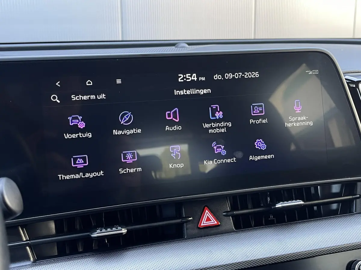 1.6 T-GDi Hybrid DynamicLine | Camera | Navi | Apple Carplay | Android Auto | Lichtmetalen Velgen |