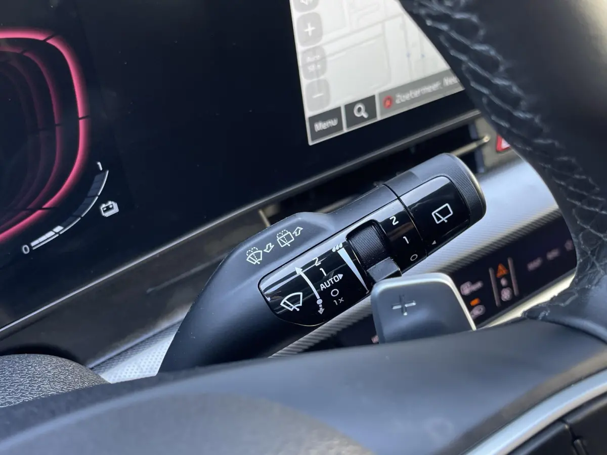 1.6 T-GDi Hybrid DynamicLine | Camera | Navi | Apple Carplay | Android Auto | Lichtmetalen Velgen |