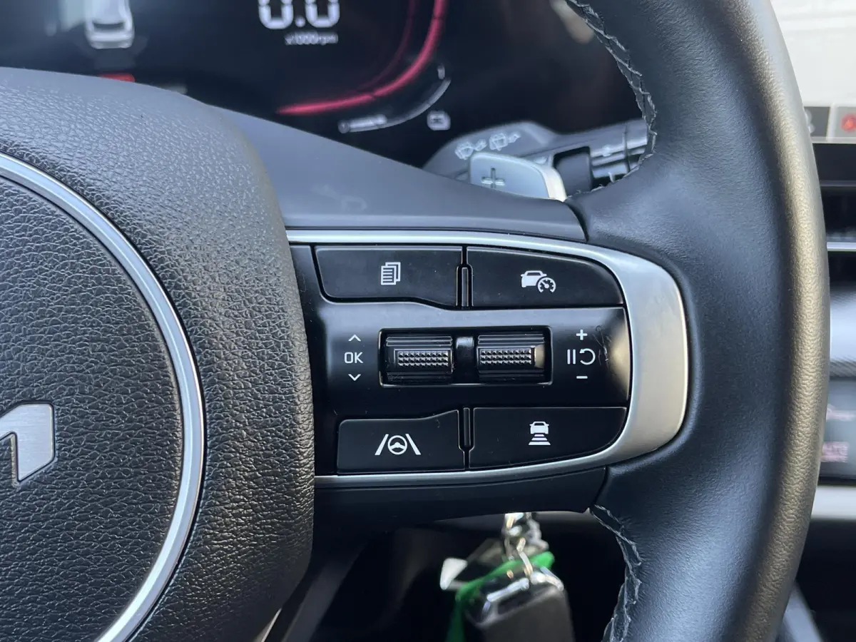 1.6 T-GDi Hybrid DynamicLine | Camera | Navi | Apple Carplay | Android Auto | Lichtmetalen Velgen |