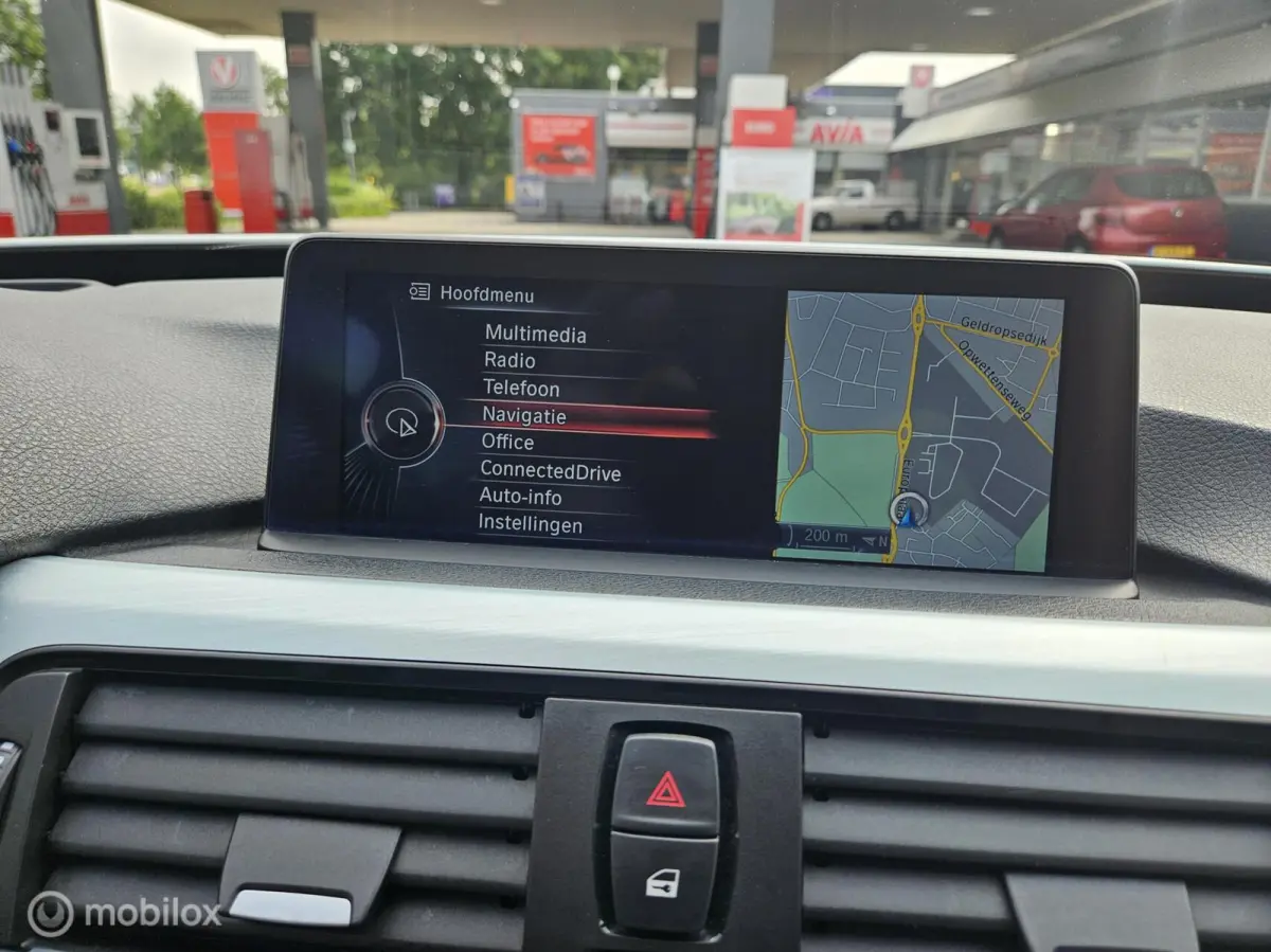 328i xDrive High Executive