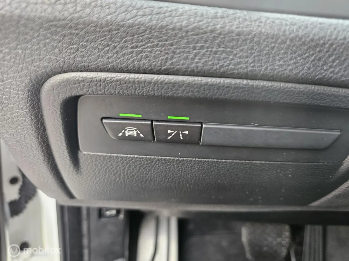 328i xDrive High Executive