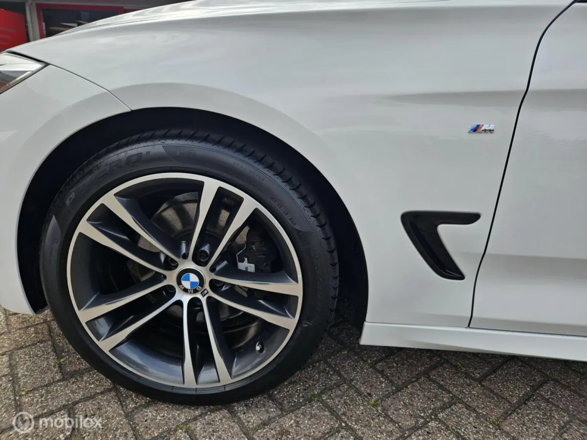 328i xDrive High Executive