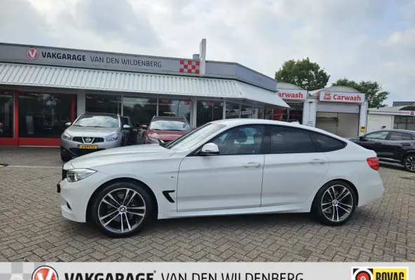 328i xDrive High Executive