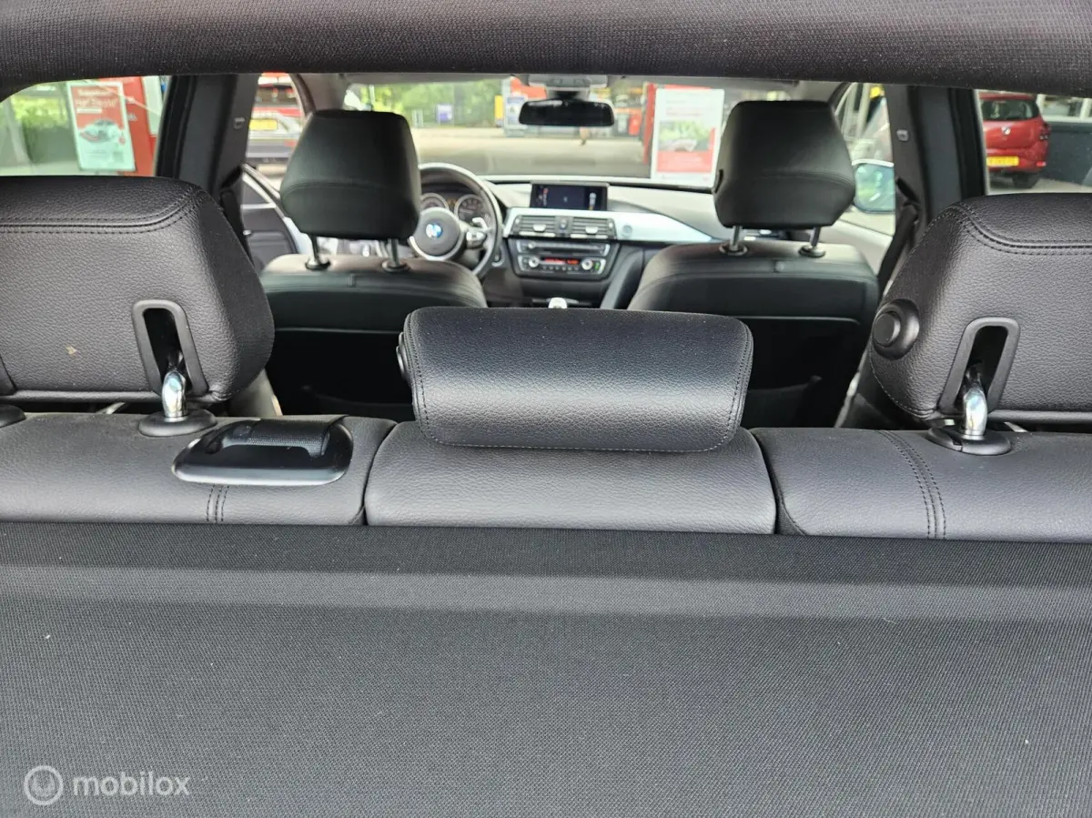 328i xDrive High Executive