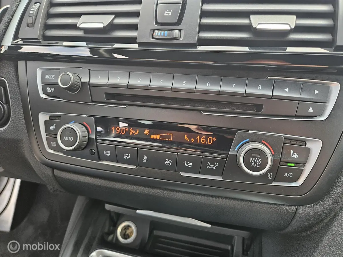 328i xDrive High Executive