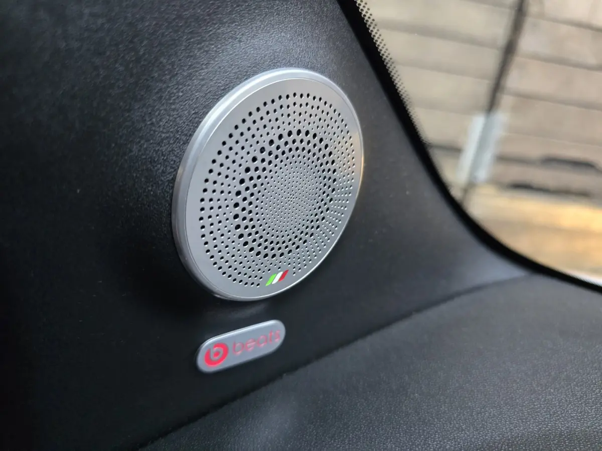1.4 T-Jet Abarth Competizione Esseessee 70th Anniversary Carbon 180PK!