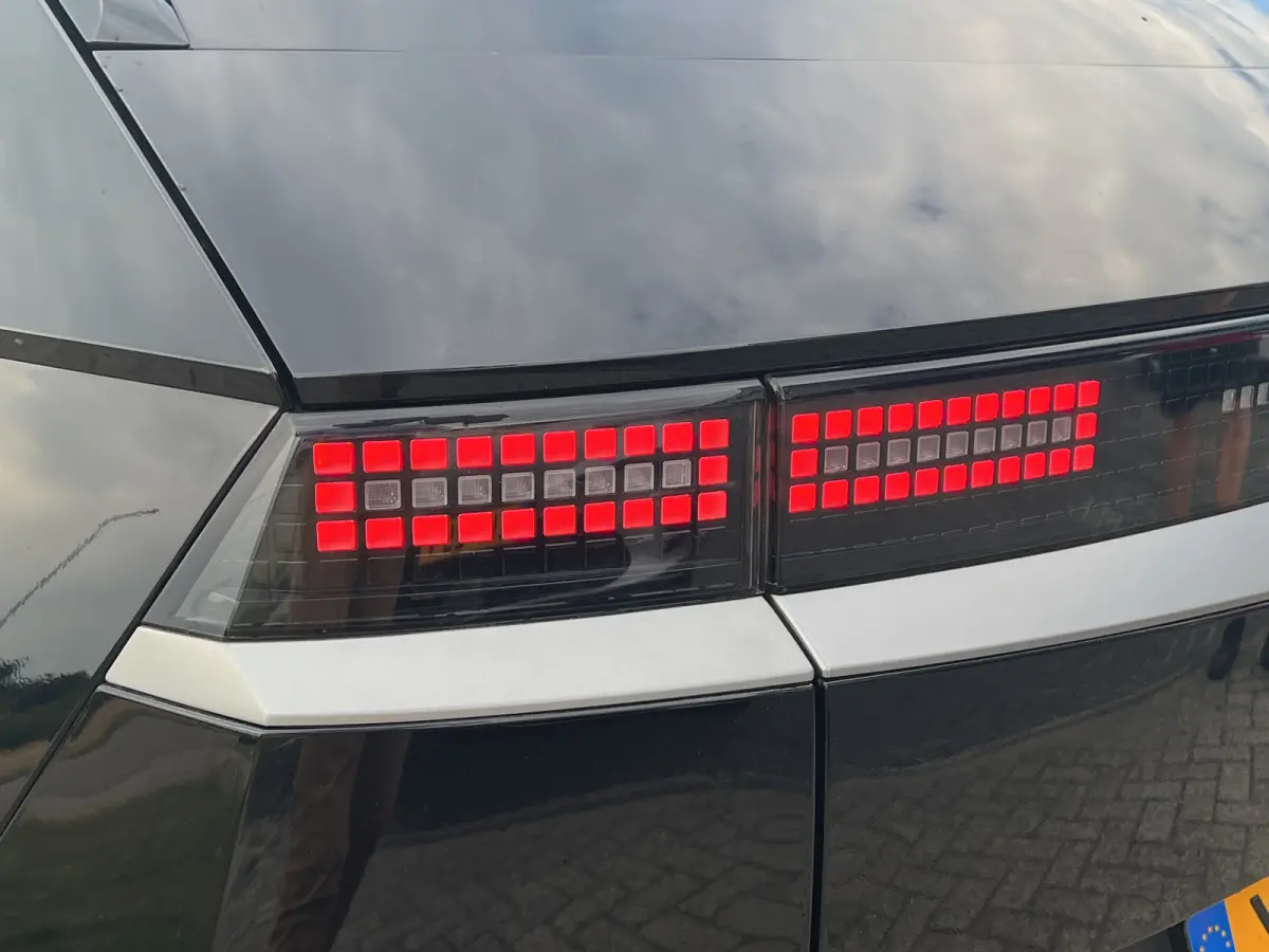 Style 58 kWh SOH 100% | Camera | Adaptive cruise controle | Carplay | Keyless entry | LED koplampen | Navigatie | Parkeersensoren | Digitaal cockpit | 19'' velgen