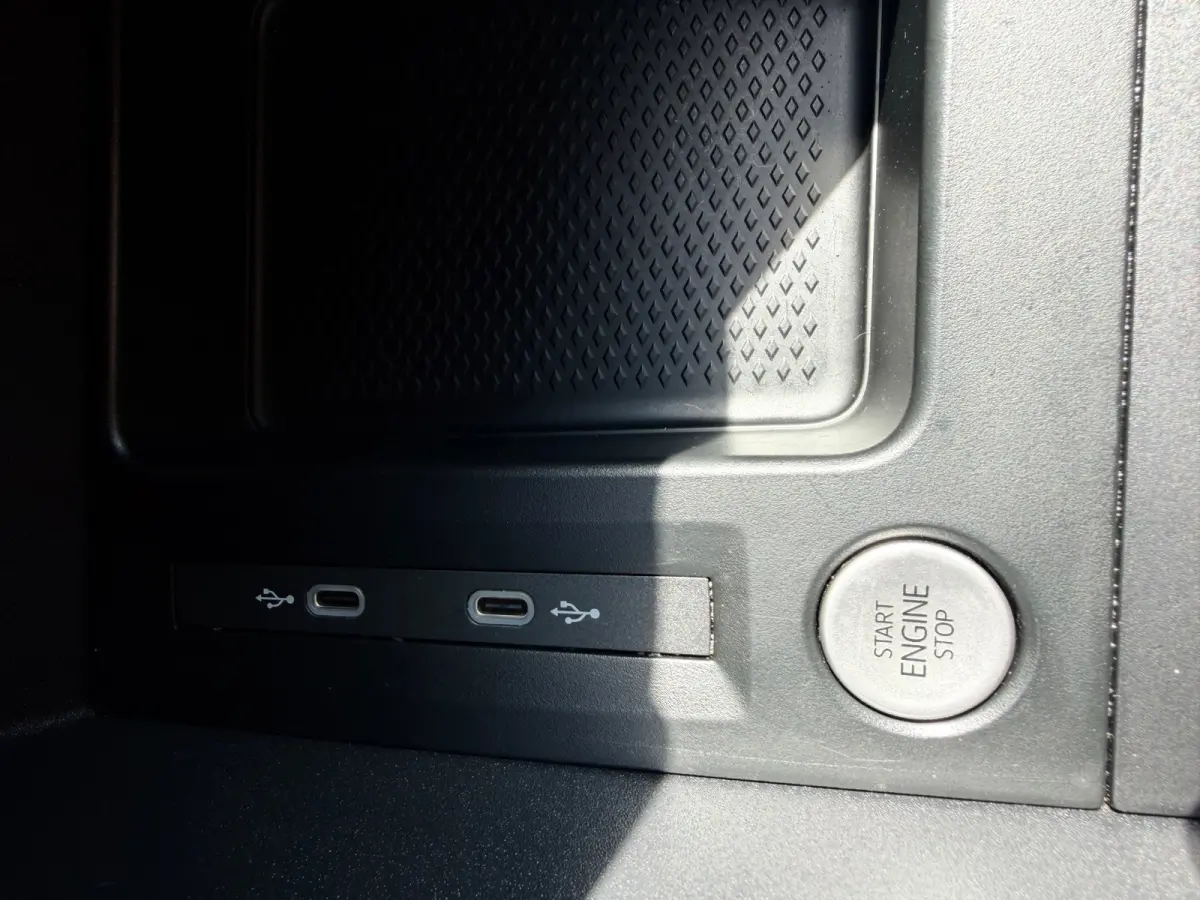 2.0 TDI Exclusive Apple carplay Navi Led-Xenon Virtual-Display Trekhaak