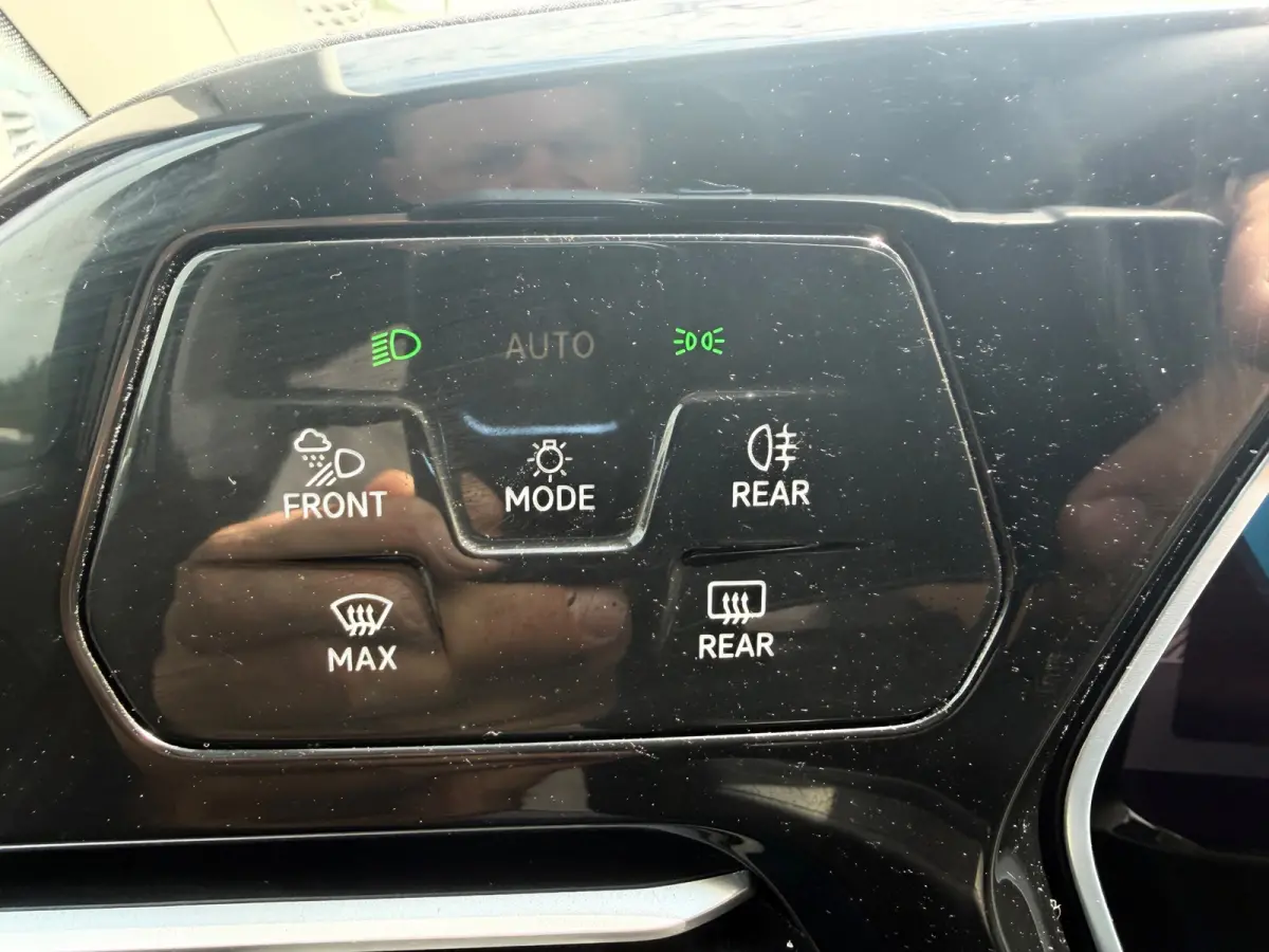 2.0 TDI Exclusive Apple carplay Navi Led-Xenon Virtual-Display Trekhaak