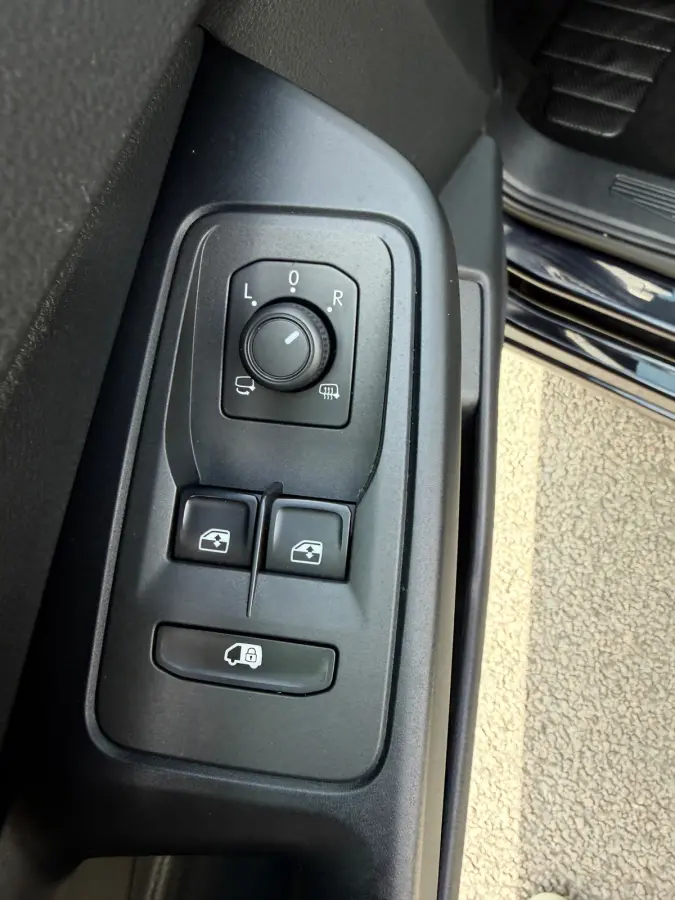 2.0 TDI Exclusive Apple carplay Navi Led-Xenon Virtual-Display Trekhaak