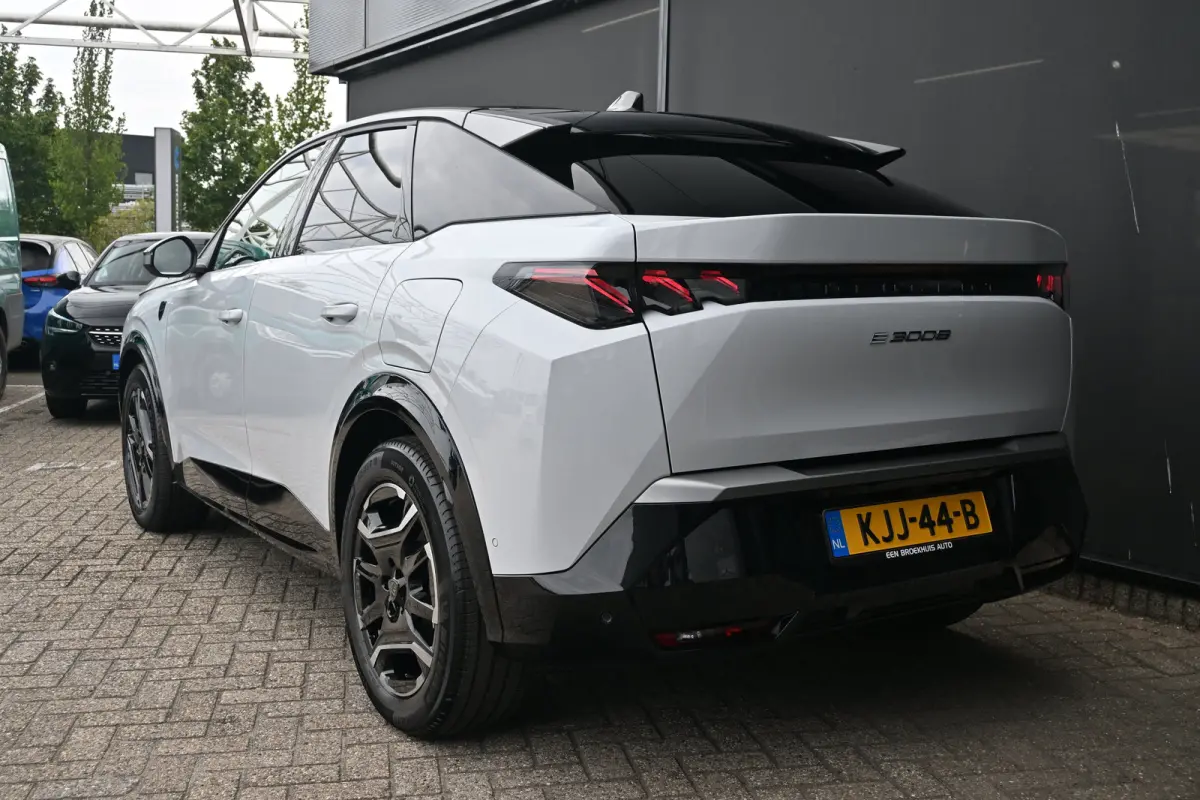 GT Avantage 210 73 kWh DEMO-DEAL! Tot 8 Jaar Garantie! | Navigatie | Stoel/Stuurverwarming | Achteruitrijcamera | Adaptive Cruise | !!