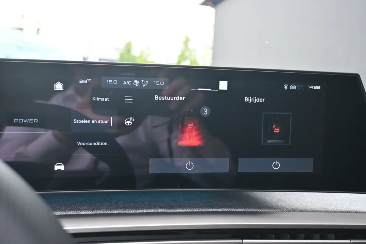 GT Avantage 210 73 kWh DEMO-DEAL! Tot 8 Jaar Garantie! | Navigatie | Stoel/Stuurverwarming | Achteruitrijcamera | Adaptive Cruise | !!