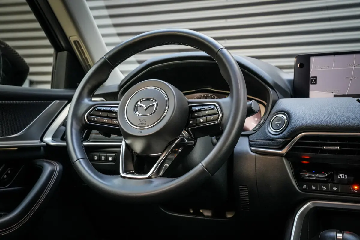 2.5 e-SkyActiv PHEV Homura | ACC | Leder | Trekhaak afn. | Stoelkoeling | 360 camera | Metalic | 1e eig. |