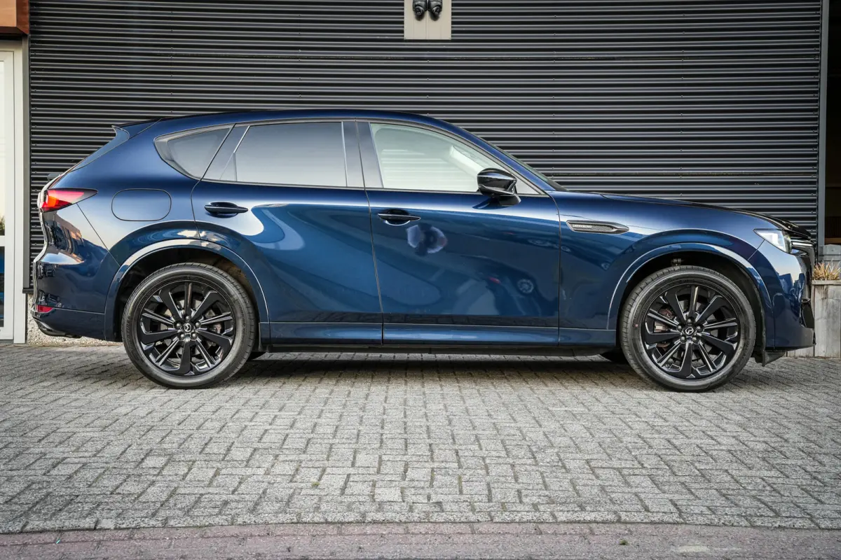 2.5 e-SkyActiv PHEV Homura | ACC | Leder | Trekhaak afn. | Stoelkoeling | 360 camera | Metalic | 1e eig. |