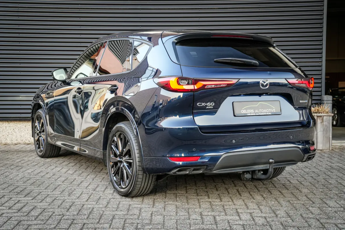 2.5 e-SkyActiv PHEV Homura | ACC | Leder | Trekhaak afn. | Stoelkoeling | 360 camera | Metalic | 1e eig. |