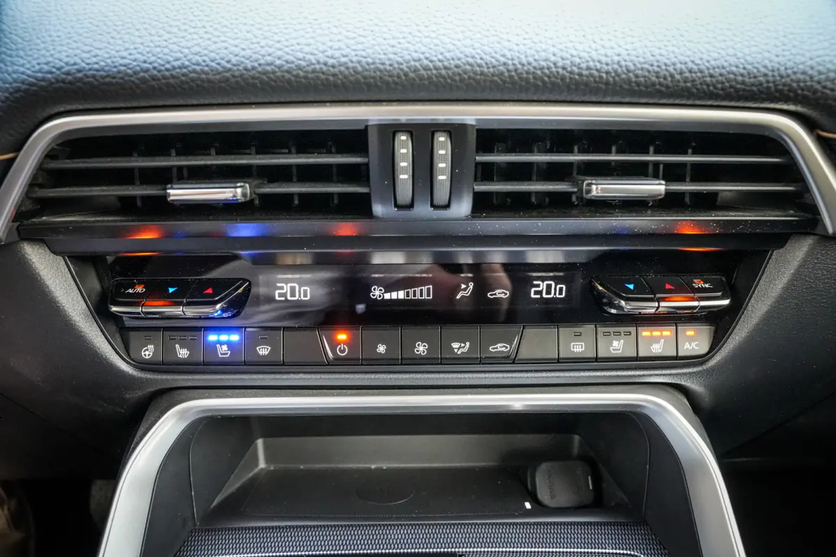 2.5 e-SkyActiv PHEV Homura | ACC | Leder | Trekhaak afn. | Stoelkoeling | 360 camera | Metalic | 1e eig. |