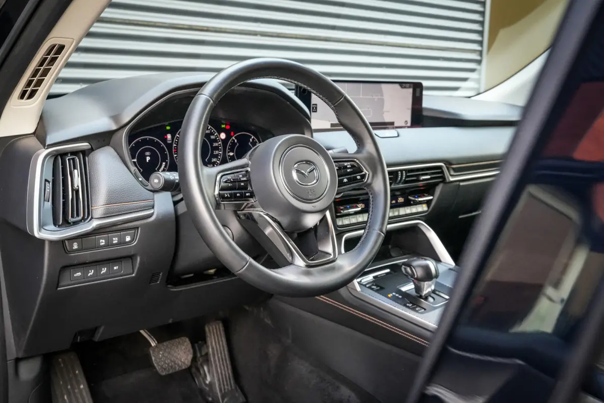 2.5 e-SkyActiv PHEV Homura | ACC | Leder | Trekhaak afn. | Stoelkoeling | 360 camera | Metalic | 1e eig. |