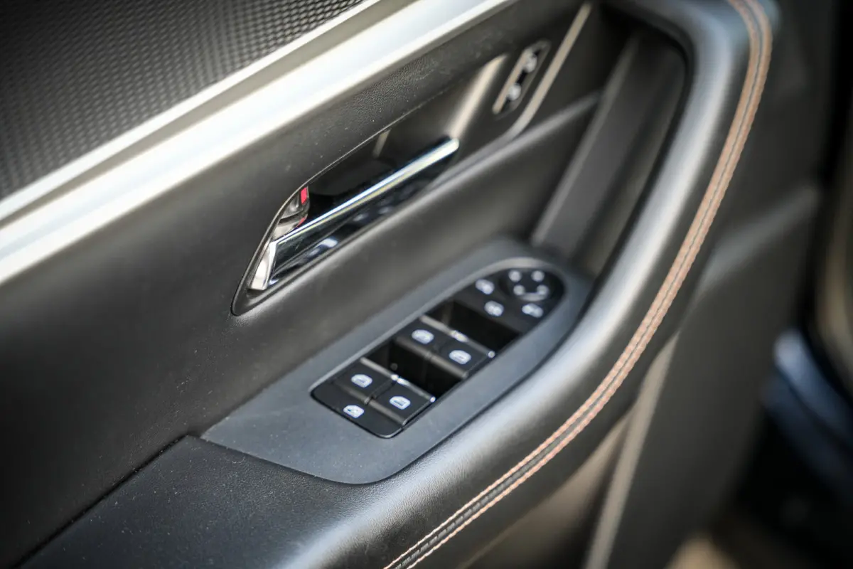 2.5 e-SkyActiv PHEV Homura | ACC | Leder | Trekhaak afn. | Stoelkoeling | 360 camera | Metalic | 1e eig. |