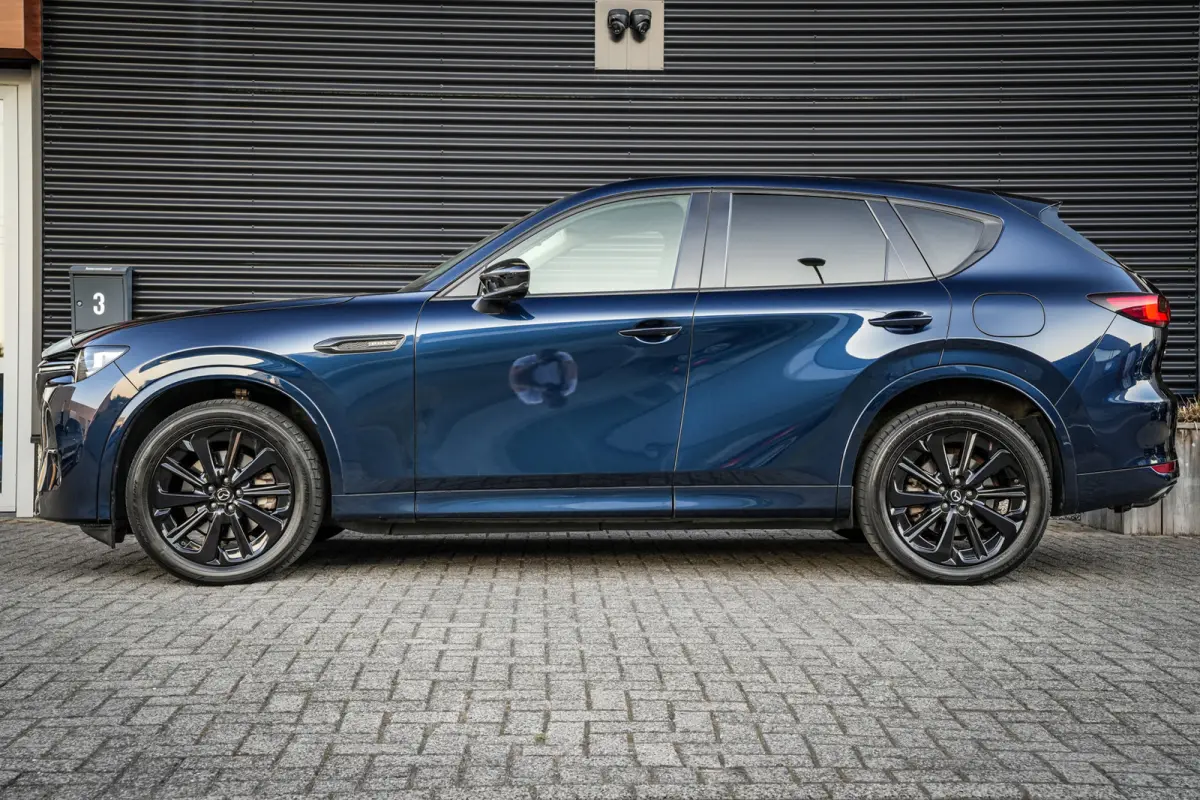 2.5 e-SkyActiv PHEV Homura | ACC | Leder | Trekhaak afn. | Stoelkoeling | 360 camera | Metalic | 1e eig. |