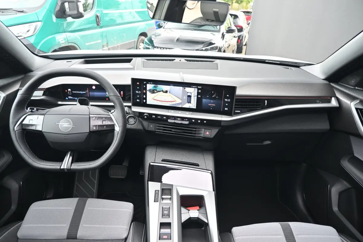 Business Edition 97 kWh Long Range DEMO-DEAL! | Schuif-/Kanteldak | FOCAL | Stoel/Stuurverwarming | 360 Camera | Adaptive Cruise | !!