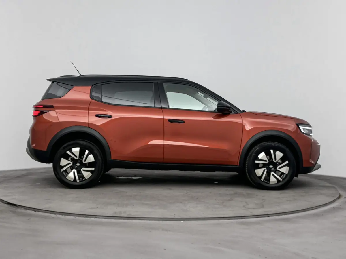 SUV 136 pk Hybrid Automaat GS | Camera | Navigatie | Dodehoekbewaking | Parkeersensoren | Carplay
