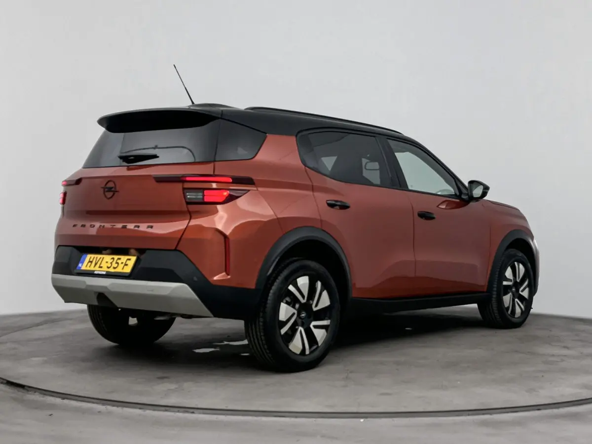 SUV 136 pk Hybrid Automaat GS | Camera | Navigatie | Dodehoekbewaking | Parkeersensoren | Carplay