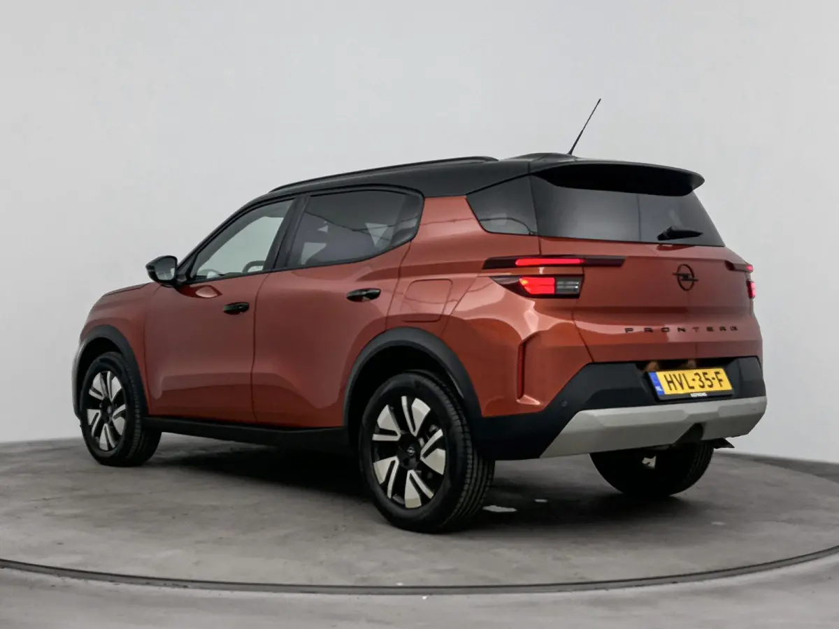 SUV 136 pk Hybrid Automaat GS | Camera | Navigatie | Dodehoekbewaking | Parkeersensoren | Carplay