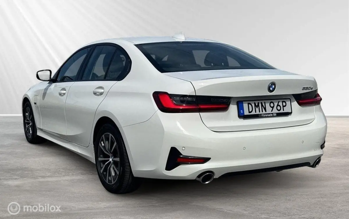 330e Sportline, Laser, trekhaak