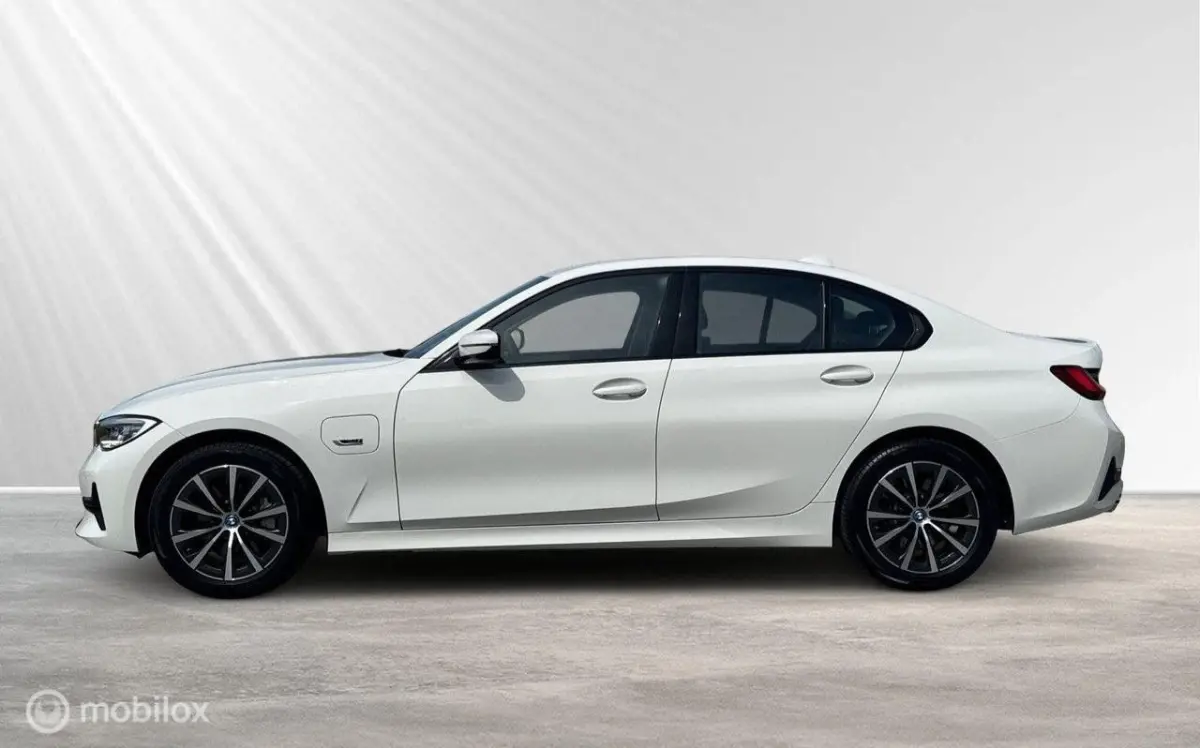 330e Sportline, Laser, trekhaak