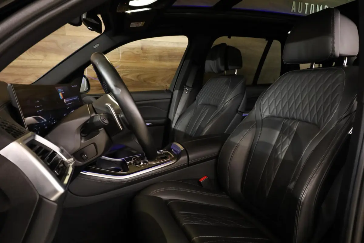 xDrive50e M-Sport|Individual|Skylounge|HUD|360|H&K|Aero|