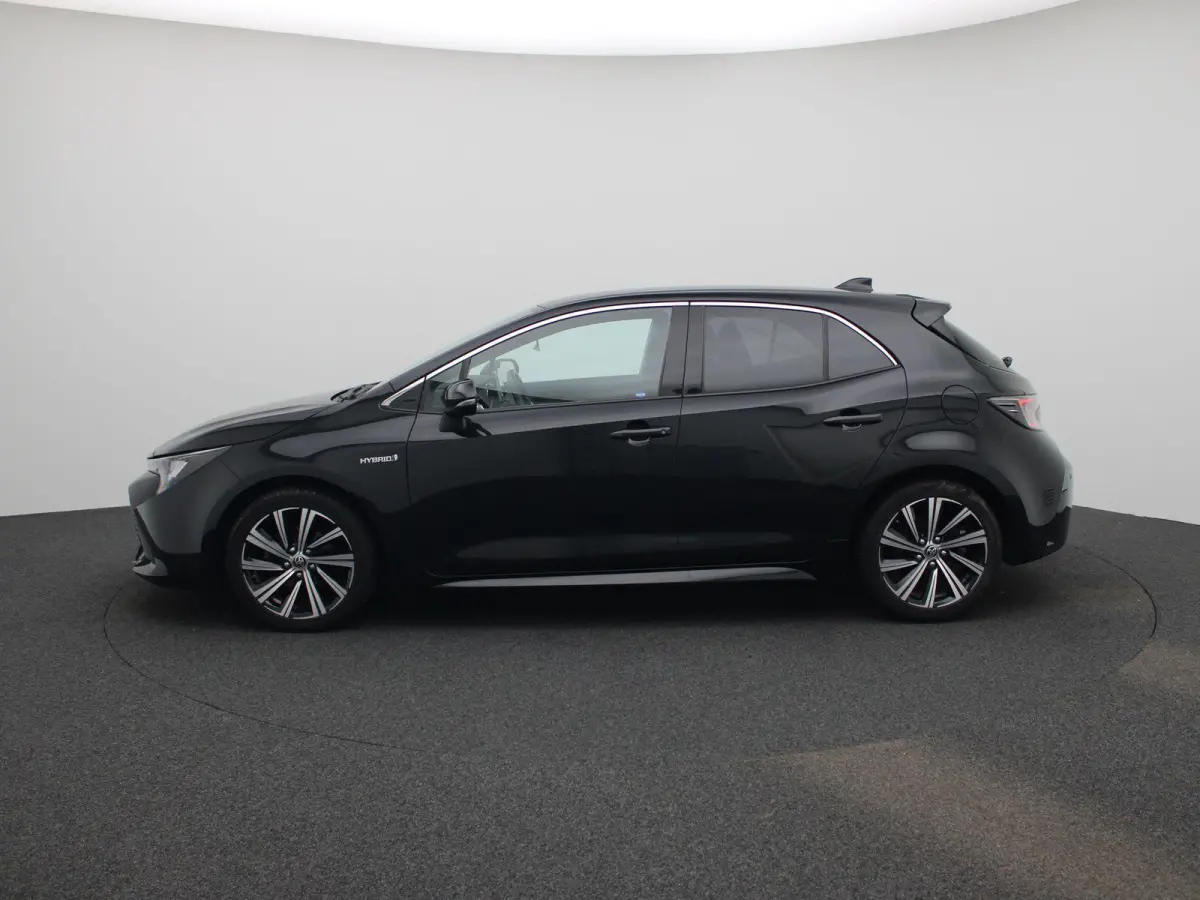 1.8 Hybrid Business Plus | Navigatie | Airco | Privacy Glass | Lichtmetalen Velgen |