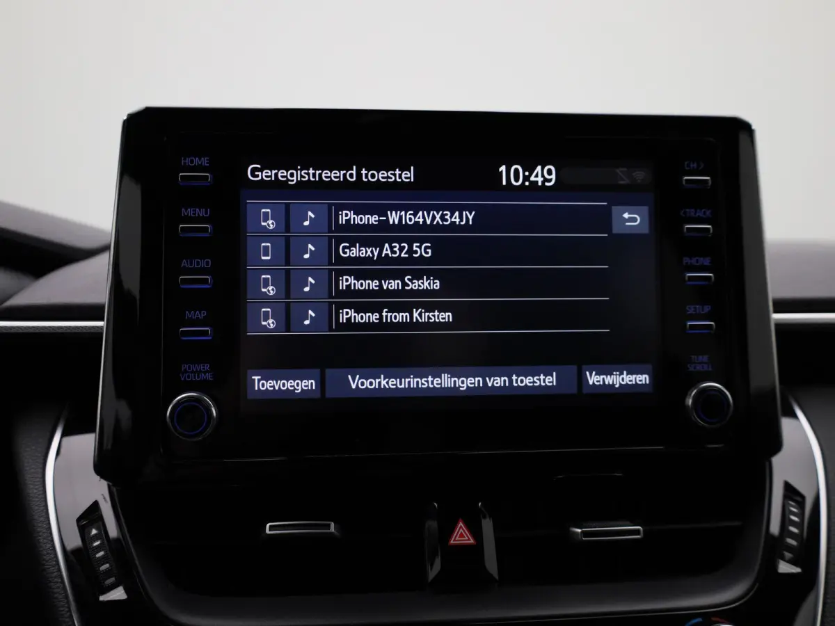 1.8 Hybrid Business Plus | Navigatie | Airco | Privacy Glass | Lichtmetalen Velgen |