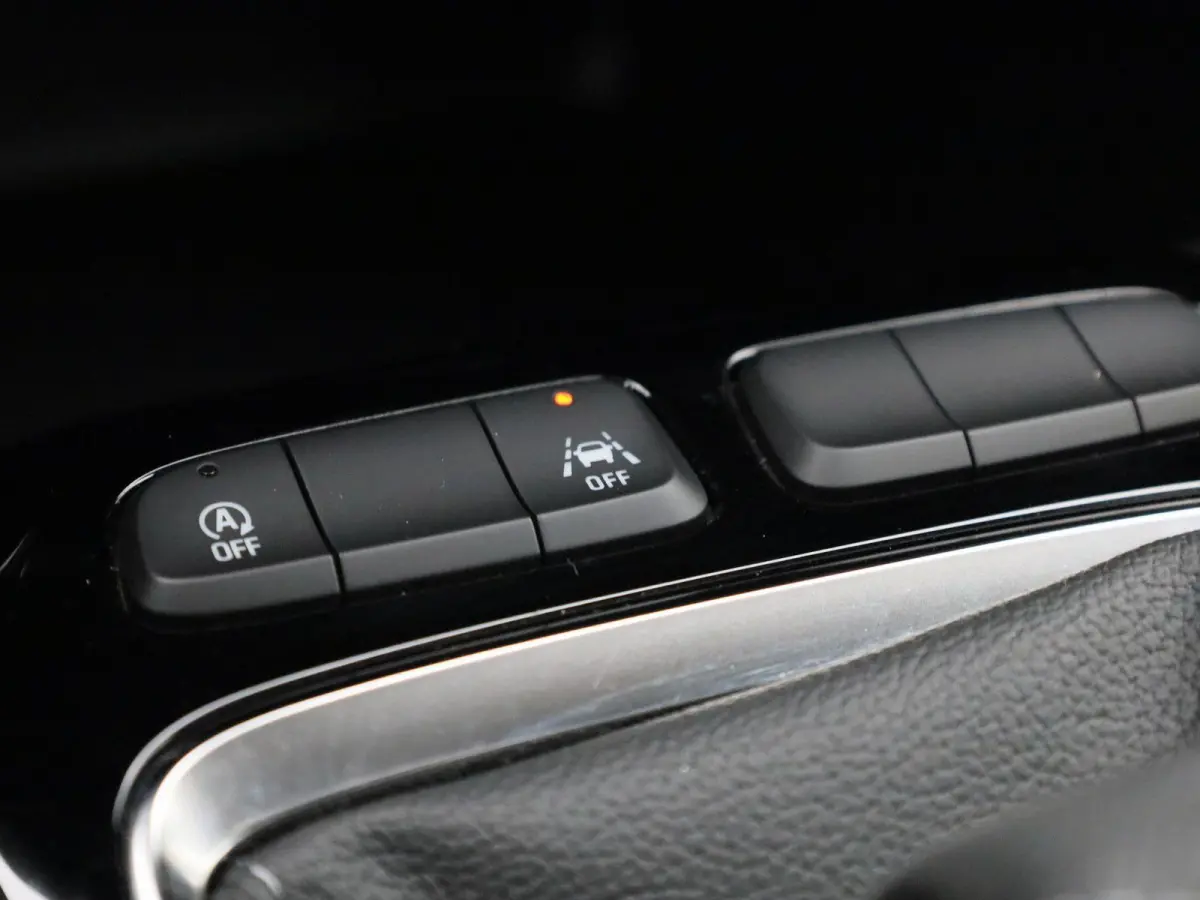 1.2 Edition | Apple Carplay / Android Auto | Cruise Control | Bluetooth Telefonie |