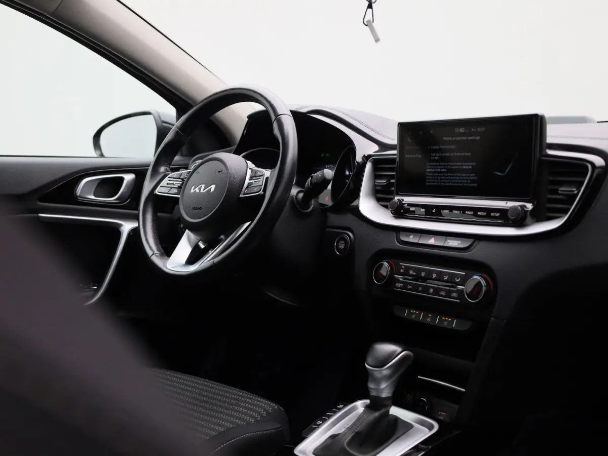 1.6 GDi PHEV DynamicLine | Apple Carplay / Android Auto | Stoel/Stuurverwarming | Lichtmetalen Velgen | Camera |