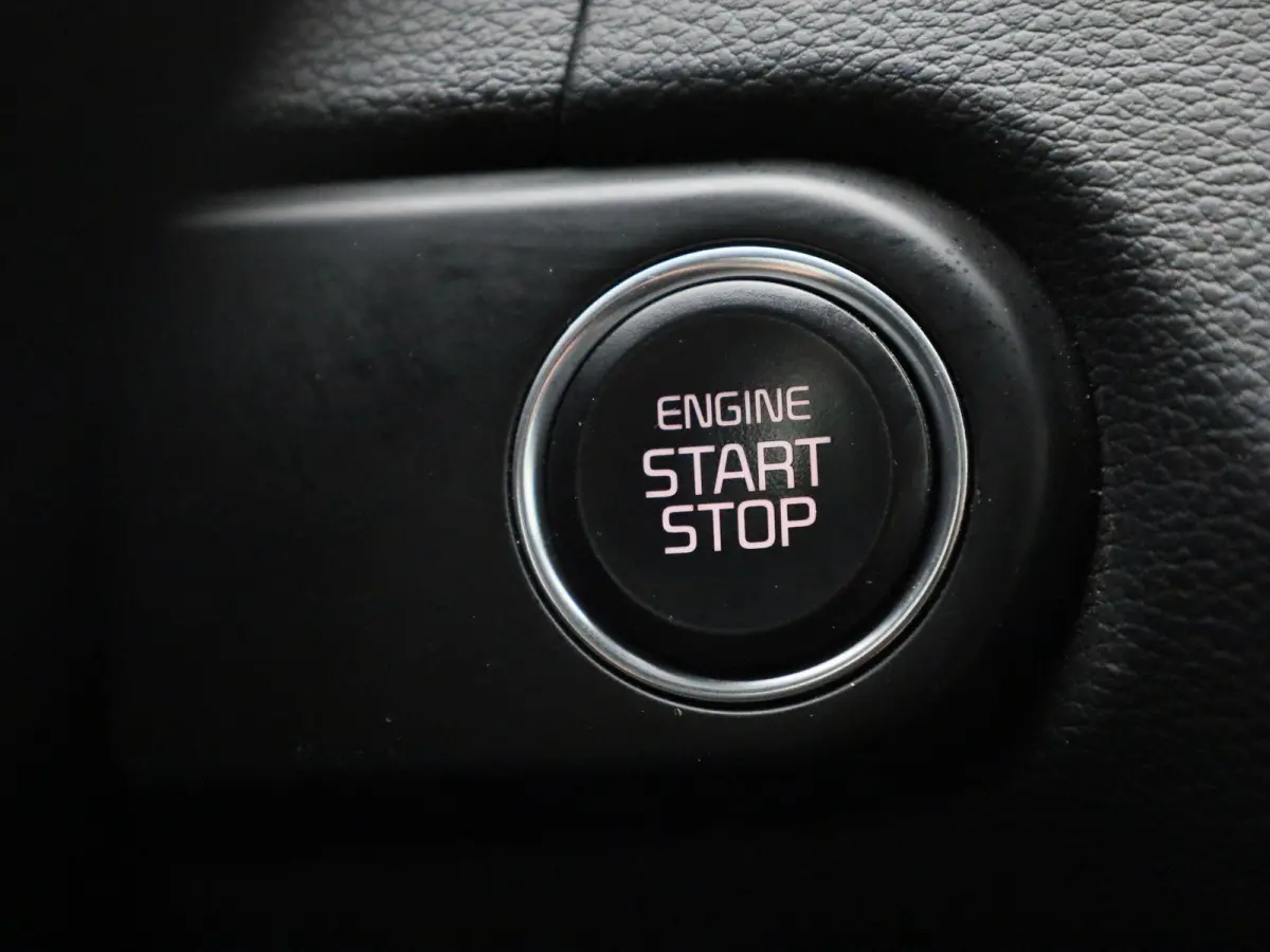 1.6 GDi PHEV DynamicLine | Apple Carplay / Android Auto | Stoel/Stuurverwarming | Lichtmetalen Velgen | Camera |