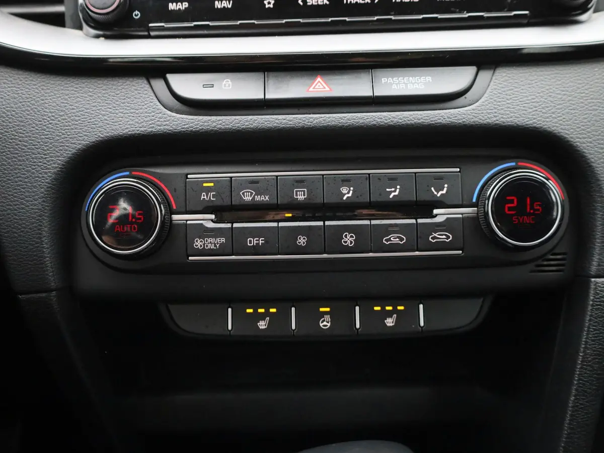 1.6 GDi PHEV DynamicLine | Apple Carplay / Android Auto | Stoel/Stuurverwarming | Lichtmetalen Velgen | Camera |