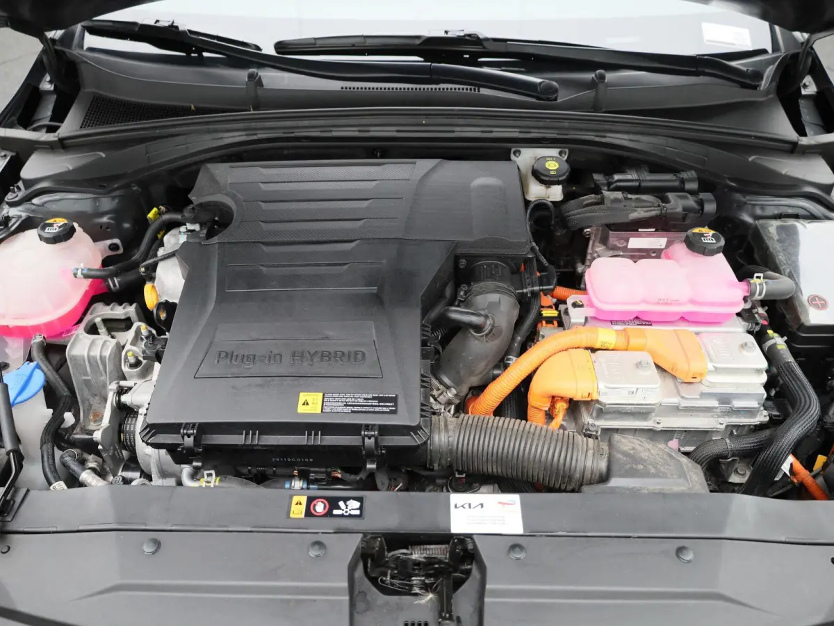 1.6 GDi PHEV DynamicLine | Apple Carplay / Android Auto | Stoel/Stuurverwarming | Lichtmetalen Velgen | Camera |