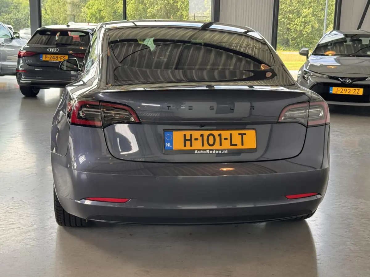 Standard RWD Plus 60 kWh|SoH 87,3%|Leer|Panodak|Autopilot|